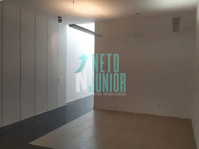 Casa com 180m² 2 quartos e 3 banheiros, à venda ou para alugar, no bairro Indianópolis em São Paulo
