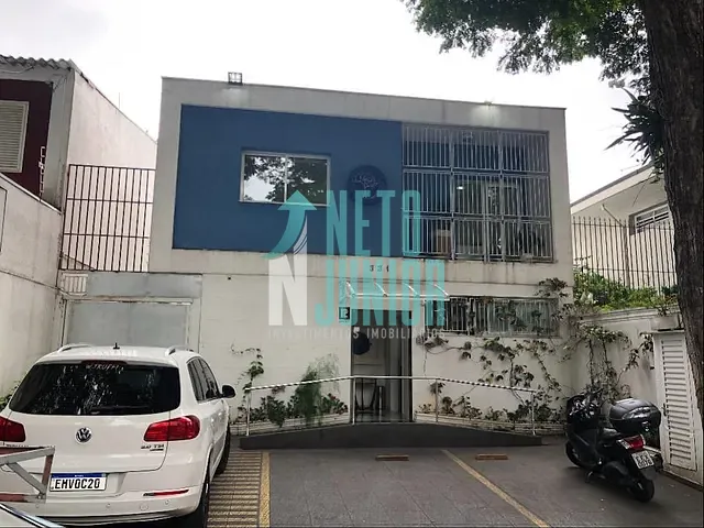 Casa com 285m² 11 quartos e 5 banheiros, à venda, no bairro Campo Belo em São Paulo