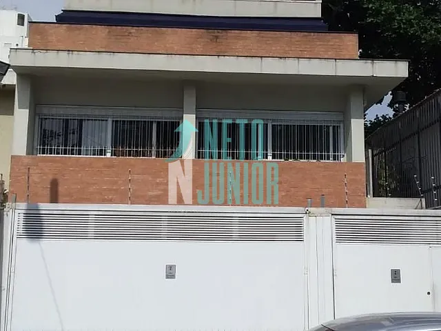 Casa com 240m² 2 quartos e 6 banheiros, à venda ou para alugar, no bairro Vila Nova Conceição em São Paulo