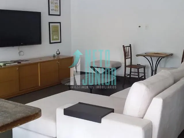 Casa com 240m² 2 quartos e 6 banheiros, à venda ou para alugar, no bairro Vila Nova Conceição em São Paulo