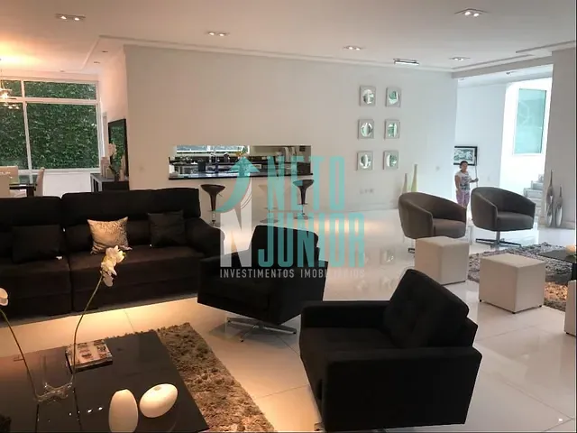 Casa com 870m² 5 quartos e 8 banheiros, à venda ou para alugar, no bairro Cidade Jardim em São Paulo