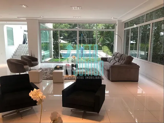 Casa com 870m² 5 quartos e 8 banheiros, à venda ou para alugar, no bairro Cidade Jardim em São Paulo