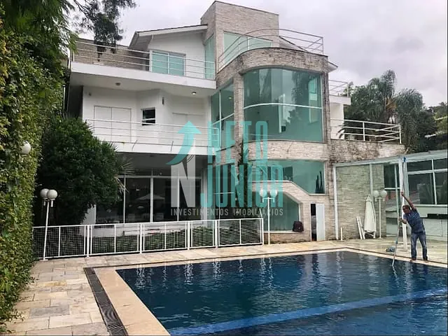 Casa com 870m² 5 quartos e 8 banheiros, à venda ou para alugar, no bairro Cidade Jardim em São Paulo