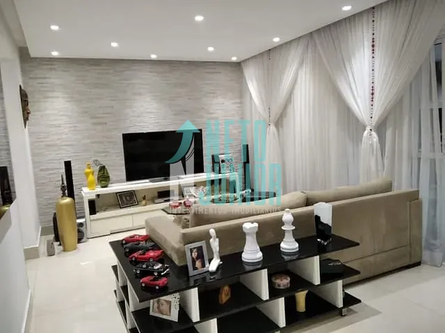 Apartamento com 134m² 4 quartos e 2 banheiros, à venda ou para alugar, no bairro Vila Luis Antônio em Guarujá