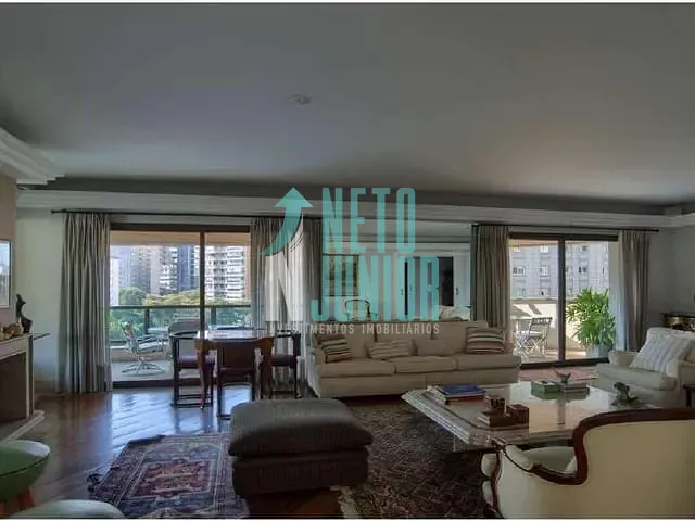 Apartamento com 797m² 4 quartos e 7 banheiros, à venda, no bairro Vila Nova Conceição em São Paulo