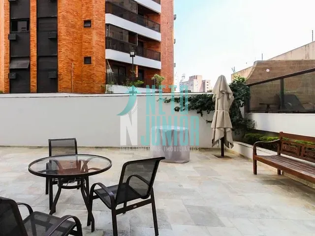 Apartamento com 143m² 3 quartos e 2 banheiros, à venda, no bairro Vila Nova Conceição em São Paulo