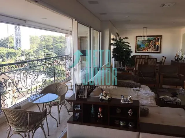 Apartamento com 185m² 3 quartos e 4 banheiros, à venda, no bairro Santo Amaro em São Paulo