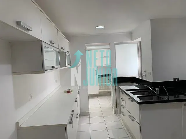 Apartamento com 150m² 3 quartos e 4 banheiros, à venda, no bairro Vila Nova Conceição em São Paulo