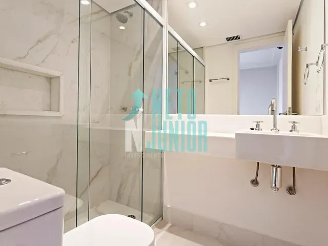 Apartamento com 210m² 3 quartos e 5 banheiros, à venda, no bairro Campo Belo em São Paulo