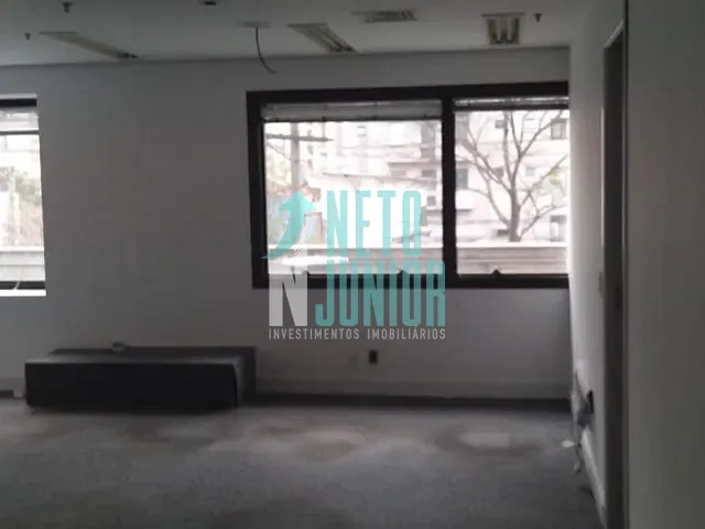 Conjunto com 196m², para alugar, no bairro Itaim Bibi em São Paulo