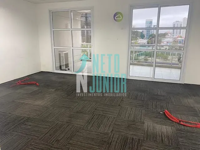 Conjunto com 75m², para alugar, no bairro Vila Cordeiro em São Paulo