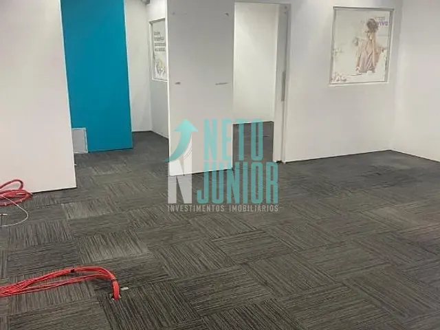 Conjunto com 75m², para alugar, no bairro Vila Cordeiro em São Paulo