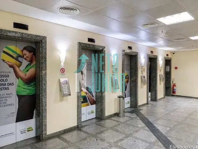 Andar corporativo com 582m², para alugar, no bairro Pinheiros em São Paulo