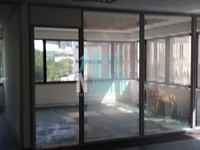 Conjunto comercial com 750m², para alugar, no bairro Vila Nova Conceição em São Paulo