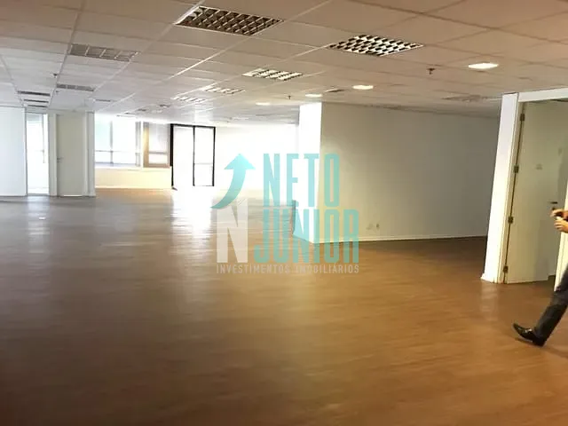 Andar corporativo com 1188m², à venda ou para alugar, no bairro Santo Amaro em São Paulo