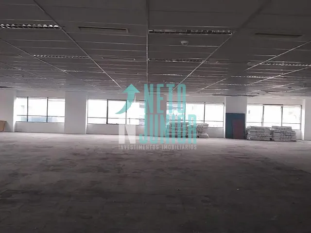 Andar corporativo com 808m², para alugar, no bairro Cidade Monções em São Paulo