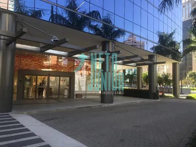 Andar corporativo com 871m², para alugar, no bairro Vila Nova Conceição em São Paulo
