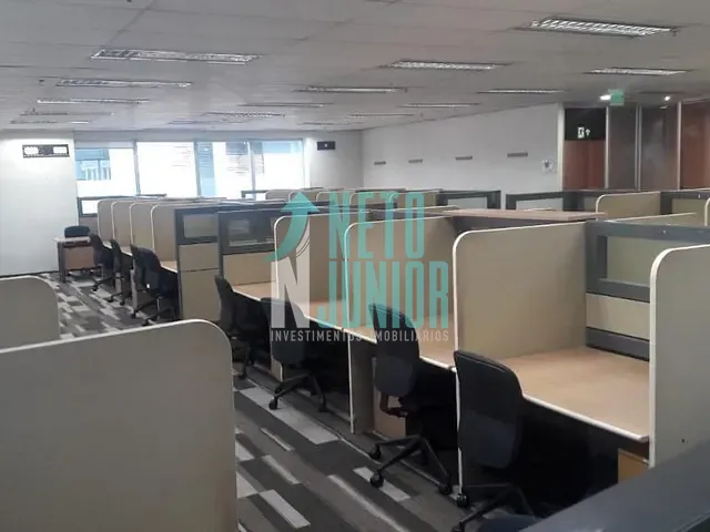 Andar corporativo com 660m², para alugar, no bairro Cidade Monções em São Paulo