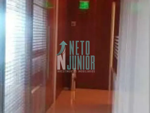 Andar corporativo com 977m², para alugar, no bairro Vila Nova Conceição em São Paulo