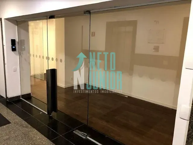 Andar corporativo com 360m², para alugar, no bairro Itaim Bibi em São Paulo
