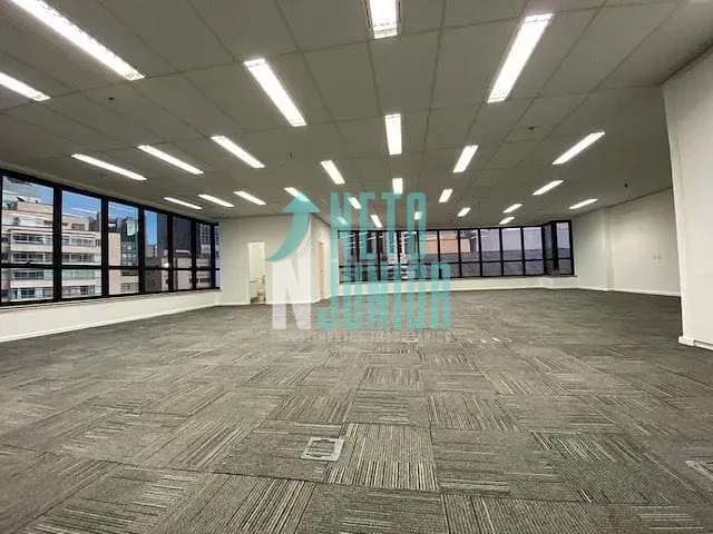 Conjunto com 196m², para alugar, no bairro Paraíso em São Paulo