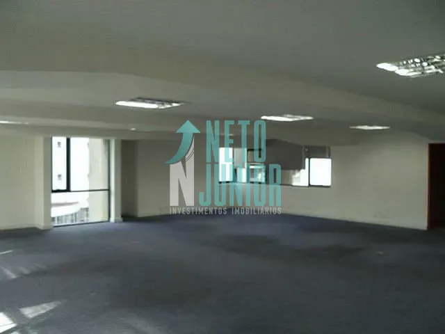 Conjunto com 117m², para alugar, no bairro Brooklin em São Paulo