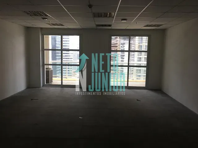 Conjunto com 67m², à venda ou para alugar, no bairro Vila Cordeiro em São Paulo