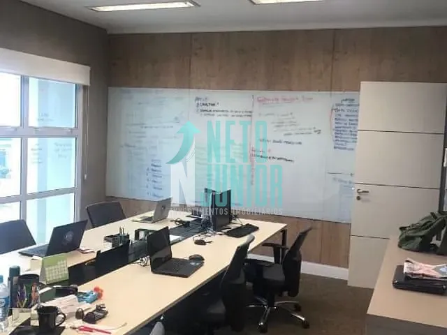 Conjunto com 125m², à venda ou para alugar, no bairro Vila Cordeiro em São Paulo