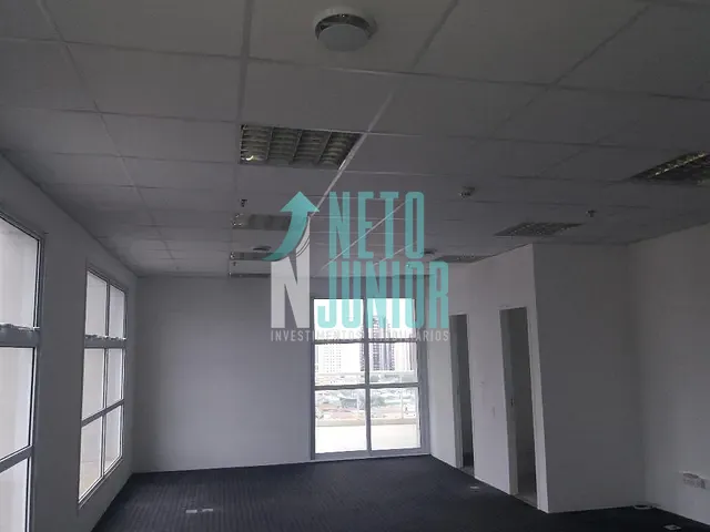 Conjunto com 70m², à venda ou para alugar, no bairro Vila Cordeiro em São Paulo