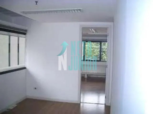 Conjunto com 61m², para alugar, no bairro Cidade Monções em São Paulo
