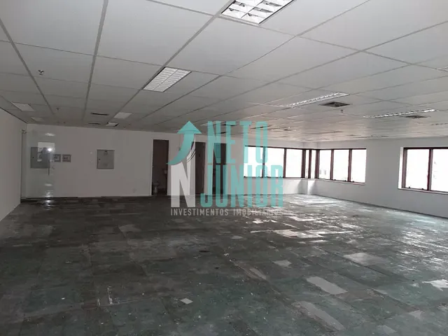 Conjunto com 165m², à venda ou para alugar, no bairro Itaim Bibi em São Paulo