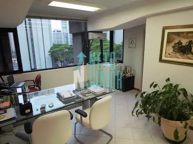 Conjunto com 120m², à venda ou para alugar, no bairro Brooklin em São Paulo