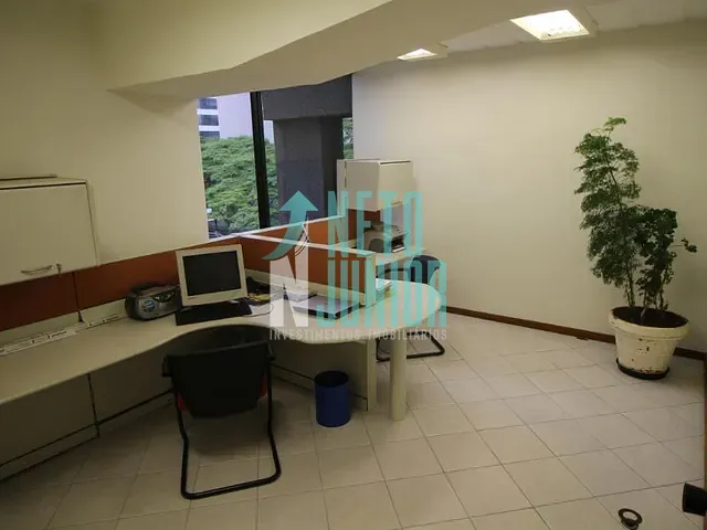 Conjunto com 120m², à venda ou para alugar, no bairro Brooklin em São Paulo