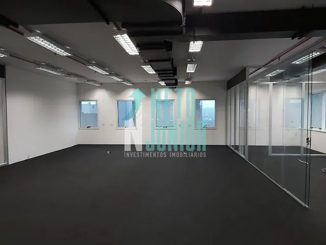 Conjunto com 212m², para alugar, no bairro Vila Olímpia em São Paulo