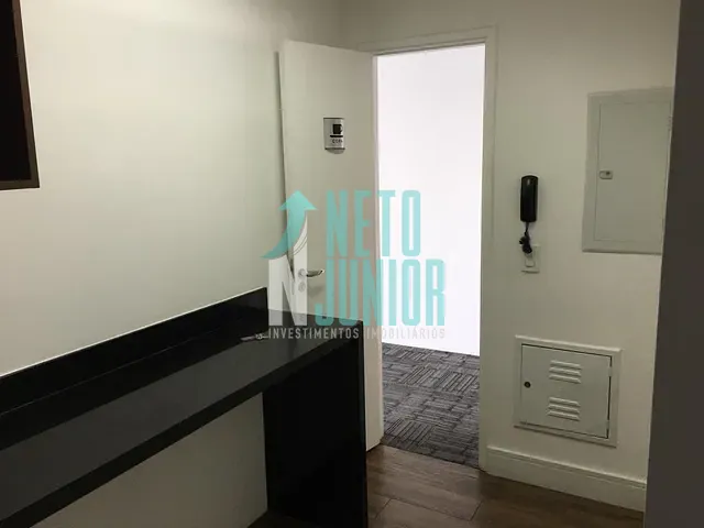 Conjunto comercial com 85m², para alugar, no bairro Brooklin Novo em São Paulo