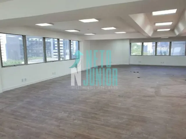 Conjunto com 200m², à venda ou para alugar, no bairro Brooklin Novo em São Paulo