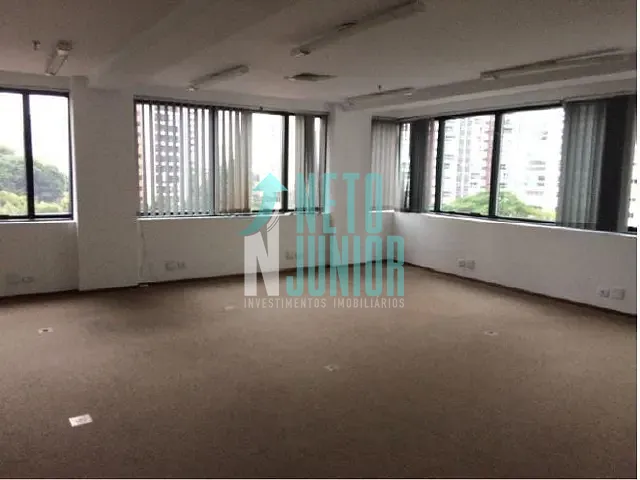 Conjunto com 146m², à venda ou para alugar, no bairro Brooklin Paulista em São Paulo