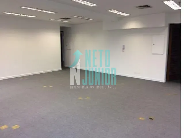Conjunto com 146m², à venda ou para alugar, no bairro Brooklin Paulista em São Paulo