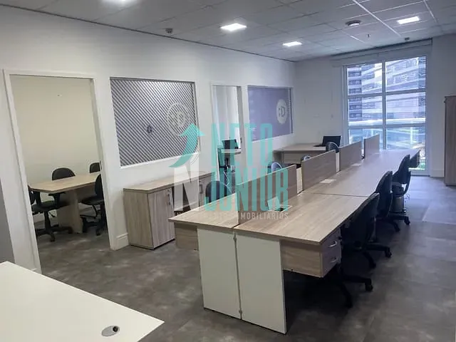 Conjunto com 68m², para alugar, no bairro Vila Cordeiro em São Paulo