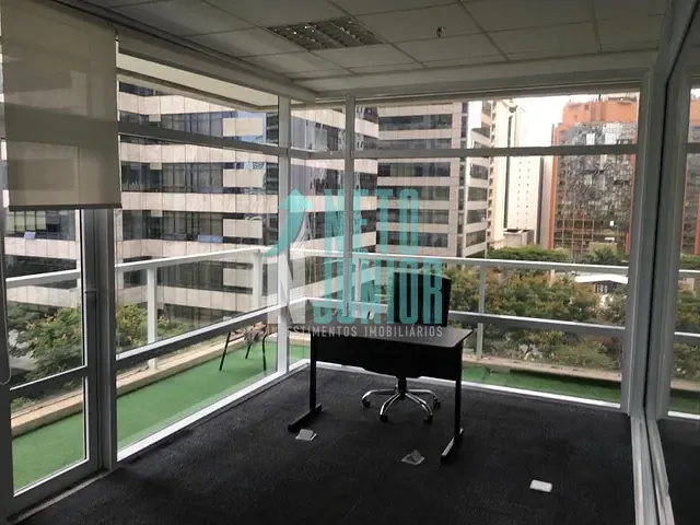 Conjunto comercial com 48m², à venda ou para alugar, no bairro Brooklin Novo em São Paulo
