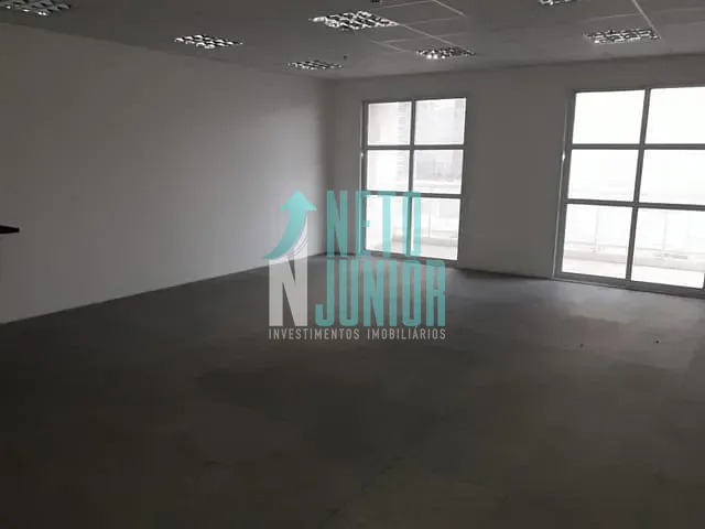 Conjunto com 70m², à venda ou para alugar, no bairro Vila Cordeiro em São Paulo