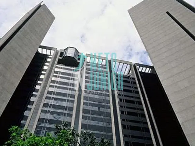 Conjunto com 724m², para alugar, no bairro Vila Cordeiro em São Paulo