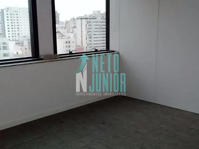 Conjunto com 241m², à venda ou para alugar, no bairro Itaim Bibi em São Paulo