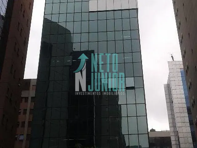 Conjunto com 180m², para alugar, no bairro Vila Olímpia em São Paulo
