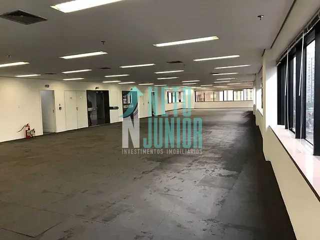 Conjunto com 240m², à venda ou para alugar, no bairro Cidade Monções em São Paulo