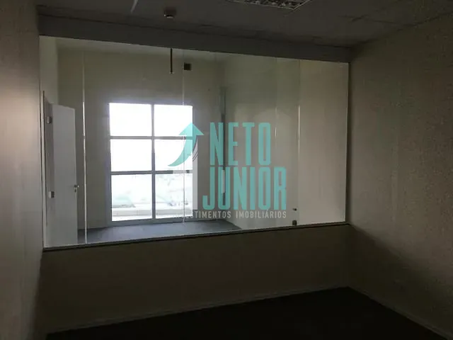 Conjunto com 70m², à venda ou para alugar, no bairro Vila Cordeiro em São Paulo