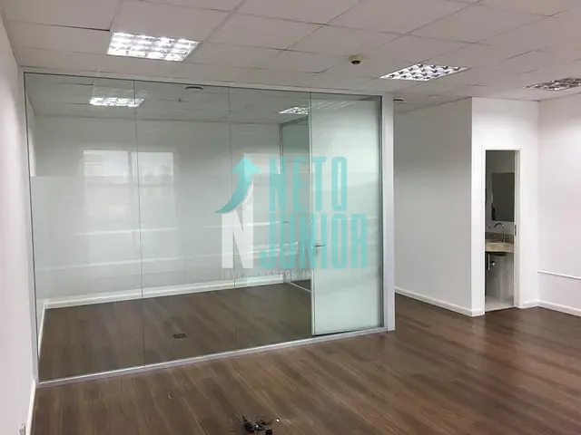 Conjunto com 70m², à venda ou para alugar, no bairro Vila Cordeiro em São Paulo