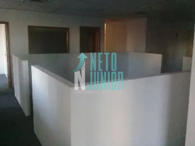 Conjunto com 181m², para alugar, no bairro Chácara Santo Antônio em São Paulo