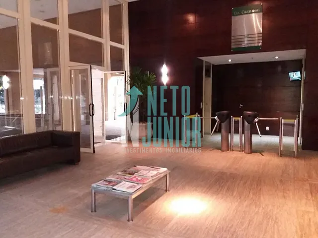 Conjunto com 181m², para alugar, no bairro Chácara Santo Antônio em São Paulo
