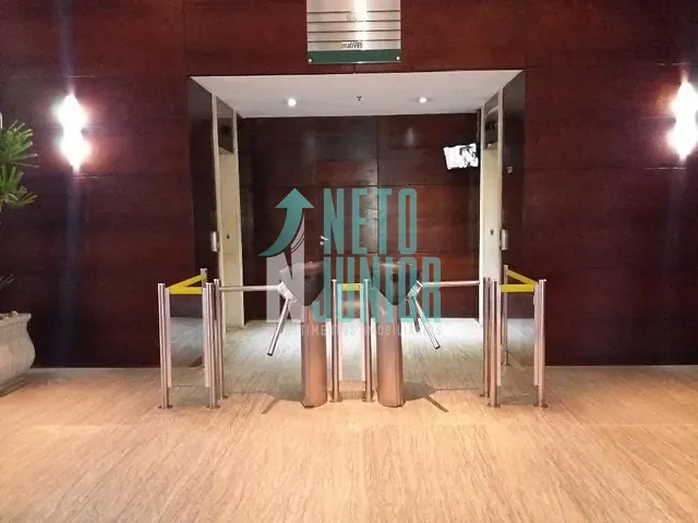 Conjunto com 181m², para alugar, no bairro Chácara Santo Antônio em São Paulo